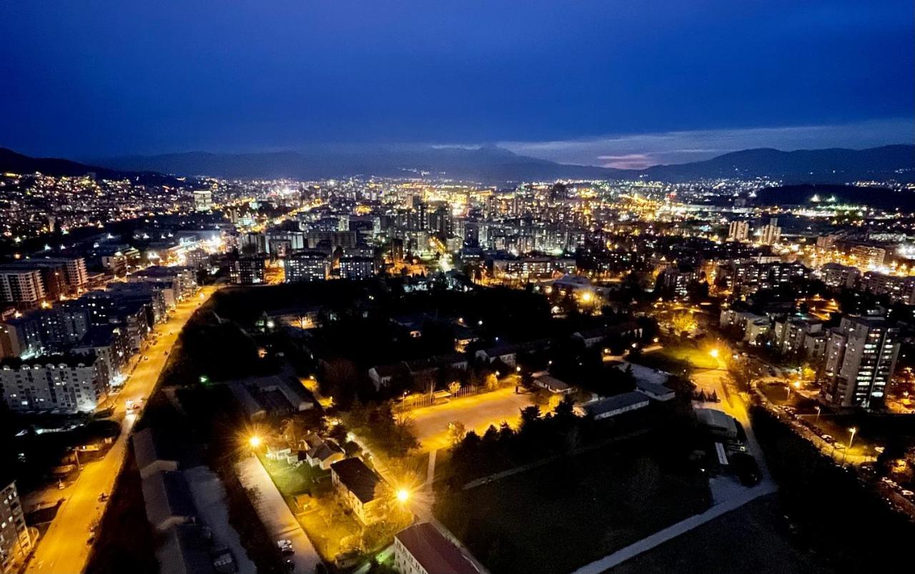 Sky Deluxe Fitness & * Skopje