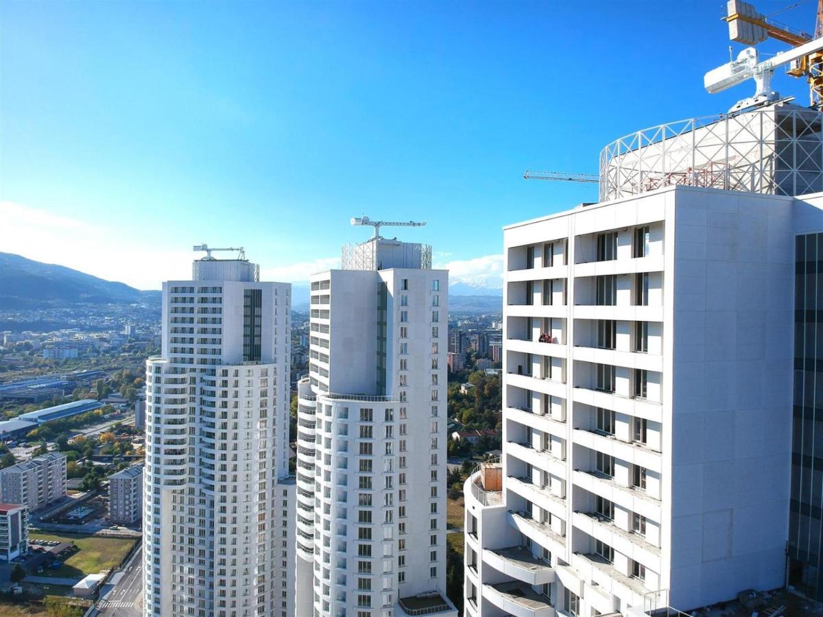 Sky Deluxe Fitness & Apartment
